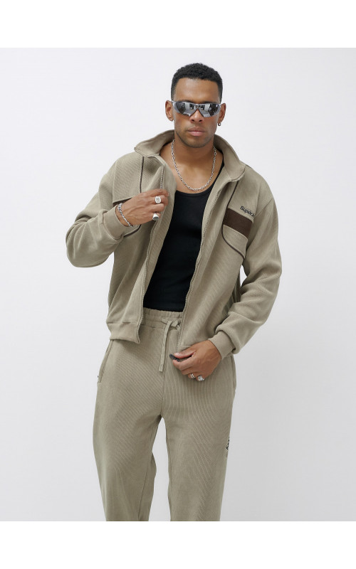 Мужской демисезонный спортивный костюм на флисе, бежевый, для спорта. в Тюмени