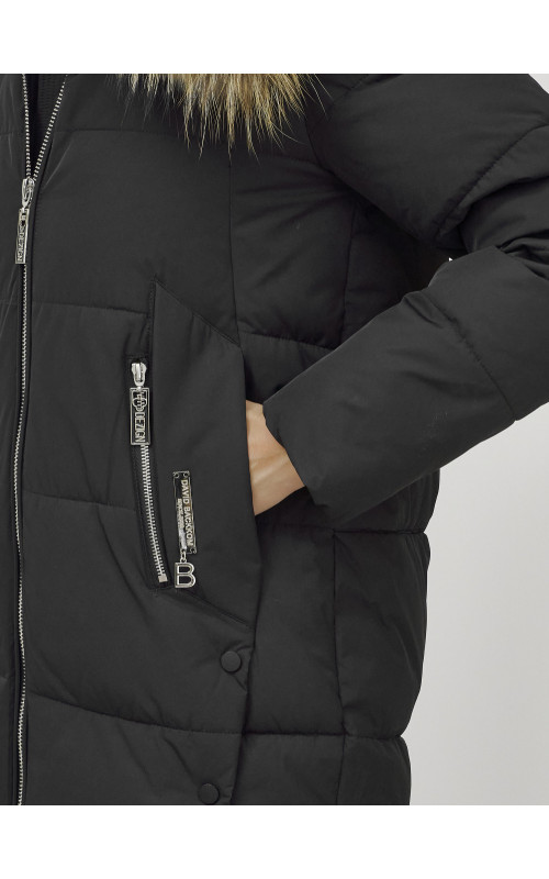 Пуховик женский зимний с мехом енота, чёрный премиум-класса в Тюмени