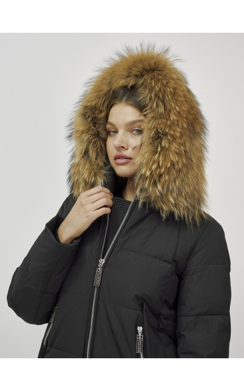 Пуховик женский зимний с мехом енота, чёрный премиум-класса в Тюмени