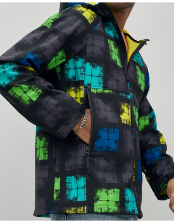 Спортивная ветровка с капюшоном для активного отдыха