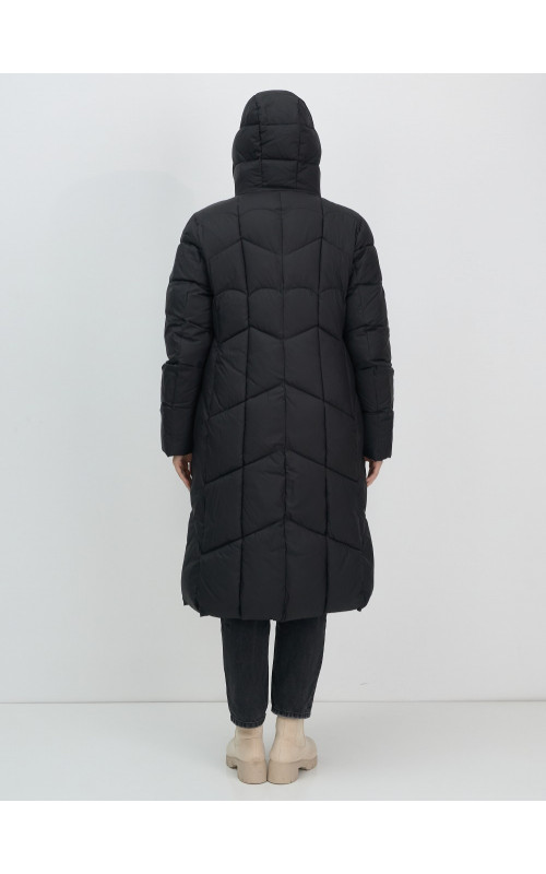 Длинный женский пуховик с капюшоном для зимы