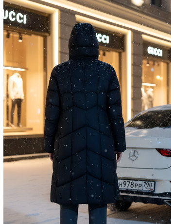 Длинный женский пуховик с капюшоном для зимы
