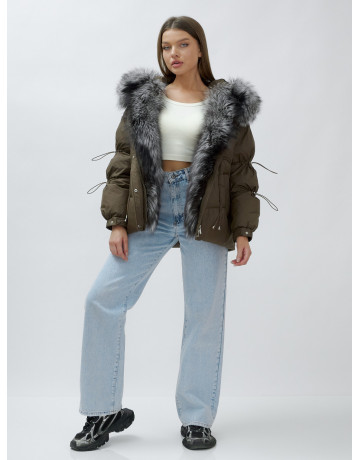 Женская зимняя куртка с мехом чернобурки.