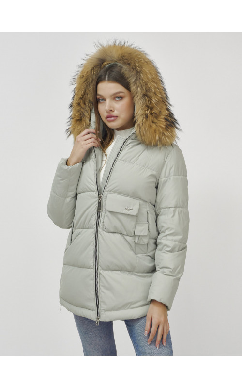 Пуховик женский зимний с мехом енота премиум светло-зелёный в Тюмени