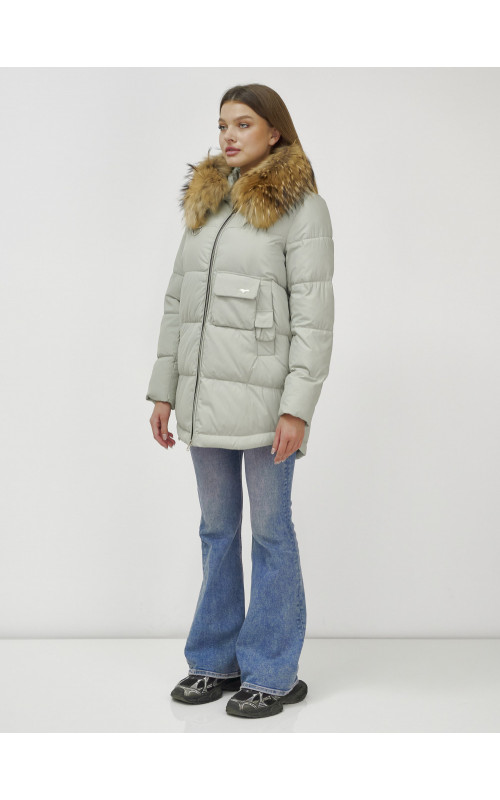 Пуховик женский зимний с мехом енота премиум светло-зелёный в Тюмени