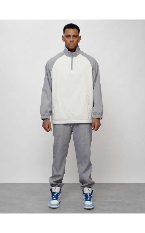 Мужской спортивный костюм серого цвета для активного отдыха в Тюмени