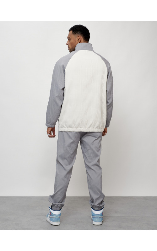 Мужской спортивный костюм серого цвета для активного отдыха в Тюмени