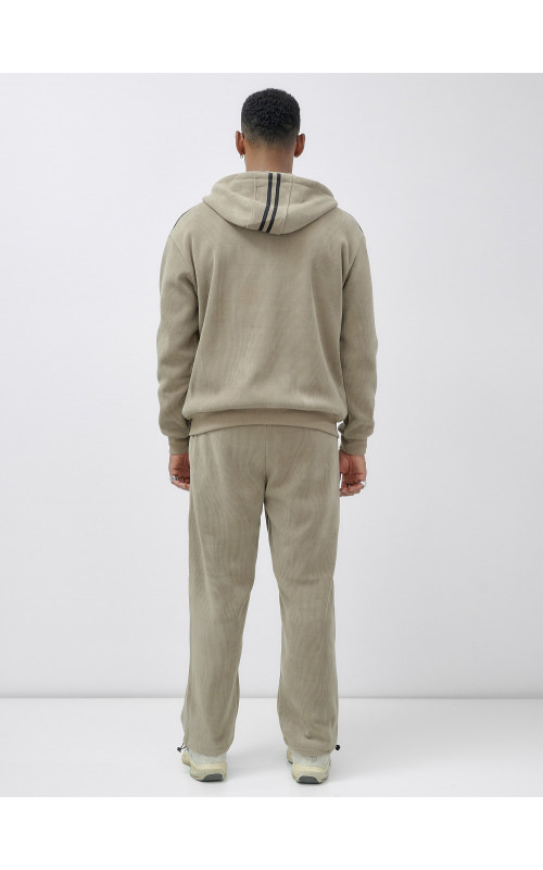 Мужской демисезонный спортивный костюм на флисе, бежевый, для спорта. в Тюмени