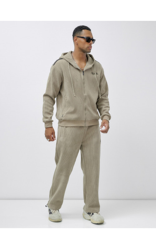 Мужской демисезонный спортивный костюм на флисе, бежевый, для спорта. в Тюмени