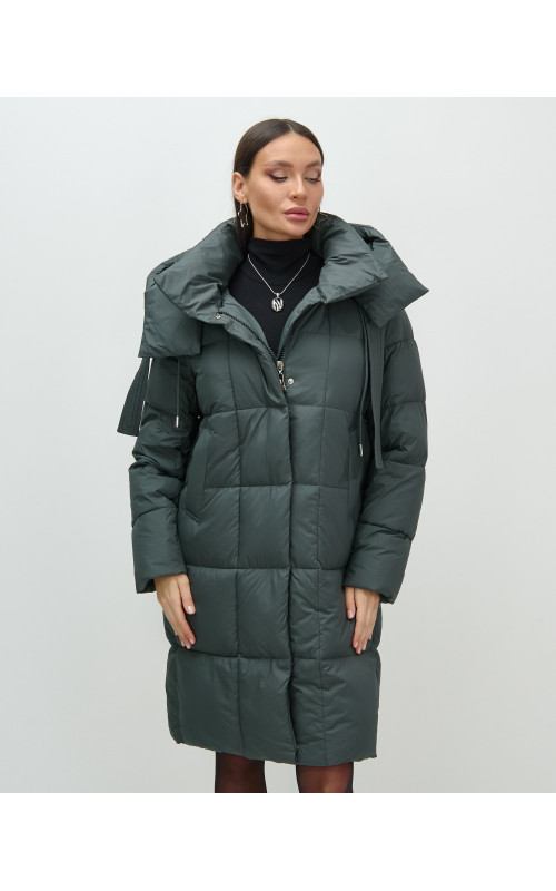 Длинный зимний пуховик для женщин