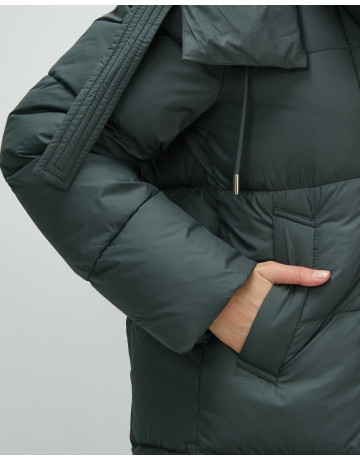 Длинный зимний пуховик для женщин