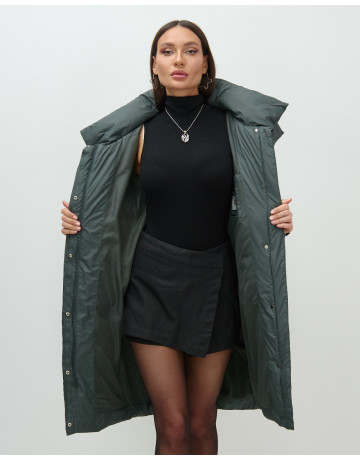 Длинный зимний пуховик для женщин