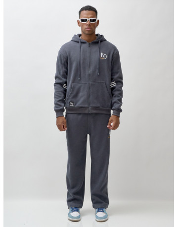 Утеплённый мужской спортивный костюм с начёсом.