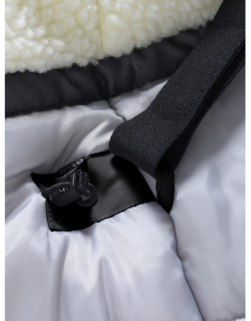 Зимняя парка для девочки-подростка с регулируемой посадкой.