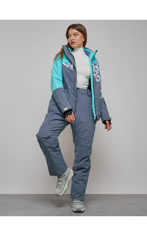 Зимний горнолыжный костюм для женщин.