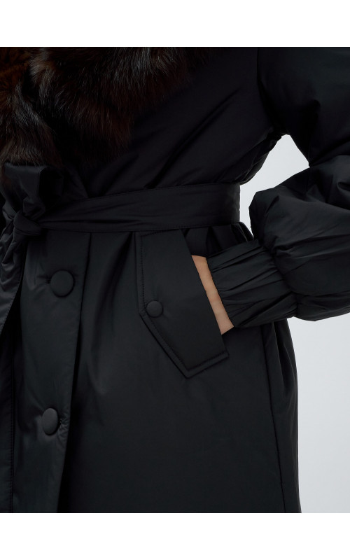 Женское зимнее пальто люкс класса: стиль и комфорт.