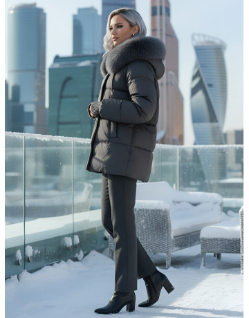Пуховик с мехом песца, зима 2025, свободный крой