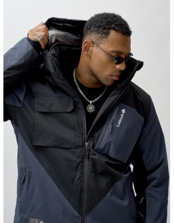 Мужской зимний горнолыжный костюм для активного отдыха.