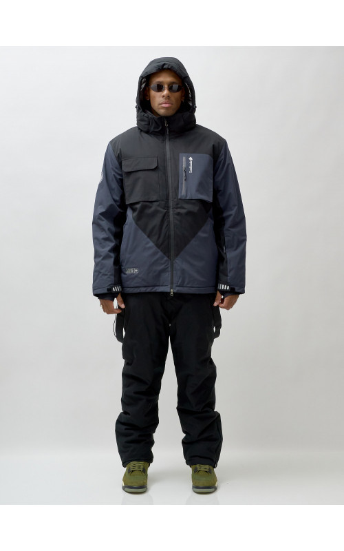 Мужской зимний горнолыжный костюм для активного отдыха.