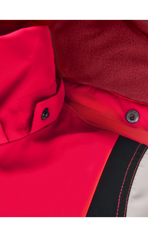 Зимний горнолыжный костюм для девочки: стиль и тепло для зимних приключений