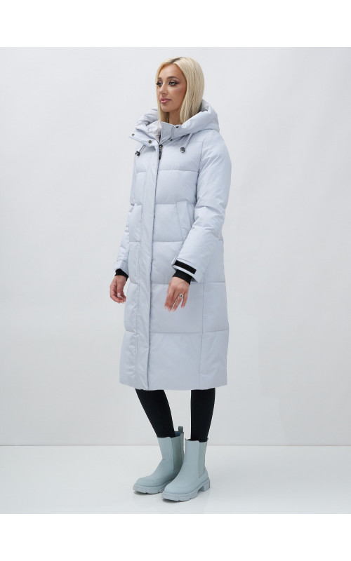 Длинный зимний пуховик с капюшоном для женщин.