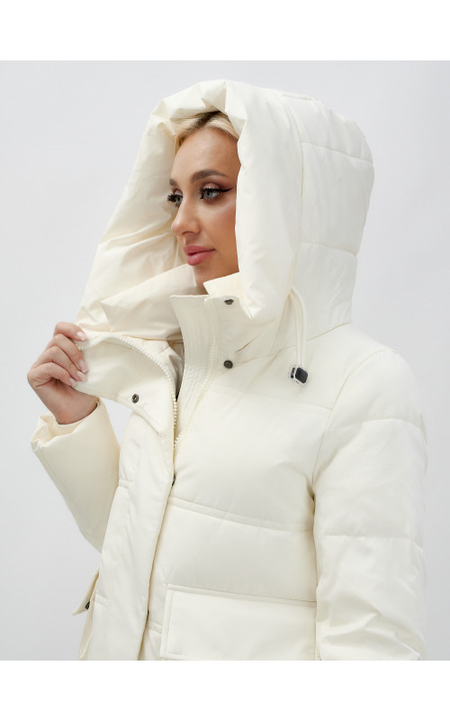 Длинный зимний пуховик с капюшоном для женщин.