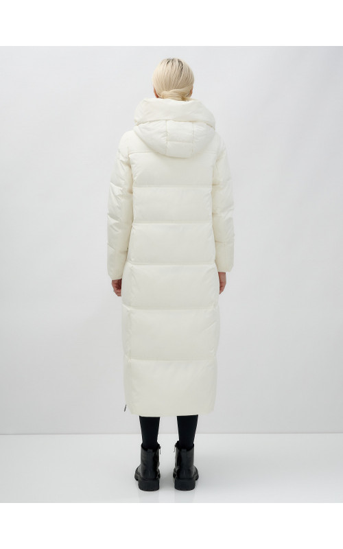 Длинный зимний пуховик с капюшоном для женщин.