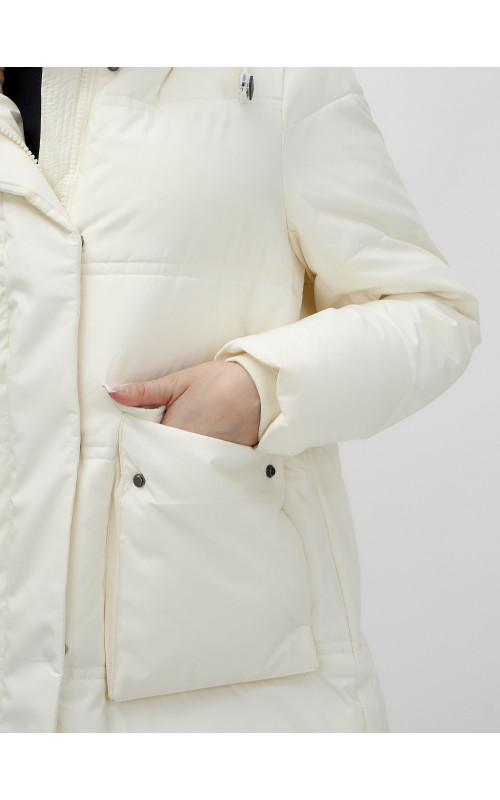 Длинный зимний пуховик с капюшоном для женщин.