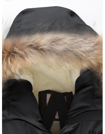 Тёплая парка для девочки-подростка для активного отдыха.