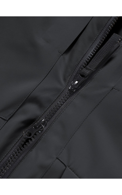 Тёплая парка для девочки-подростка для активного отдыха.