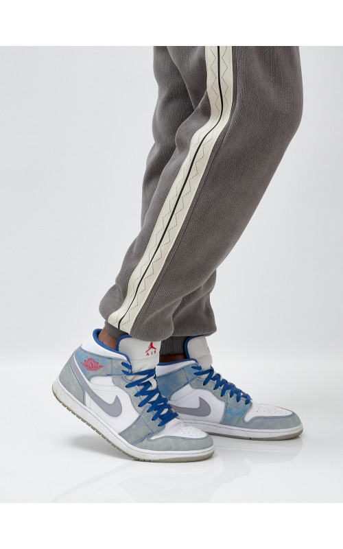 Мужской демисезонный спортивный костюм на флисе, серый, для спорта. в Тюмени