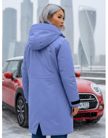 Женская зимняя парка с капюшоном для активного образа жизни.