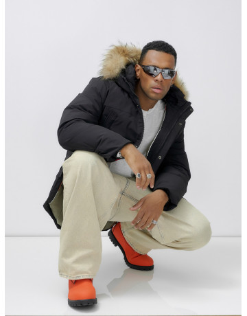 Мужская зимняя удлиненная парка с мехом, чёрная, для активного отдыха в Тюмени