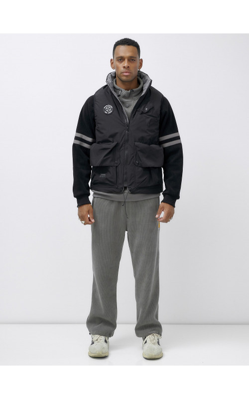 Мужская утеплённая жилетка для активного отдыха и повседневной носки.