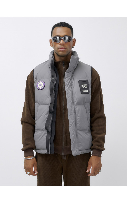 Мужской спортивный утеплённый жилет для активного отдыха