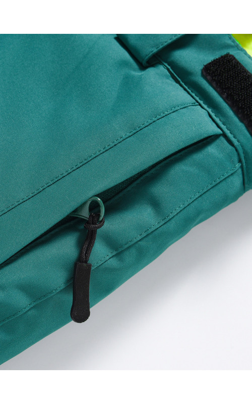 Горнолыжный костюм для мальчика: стиль и функциональность для зимних приключений