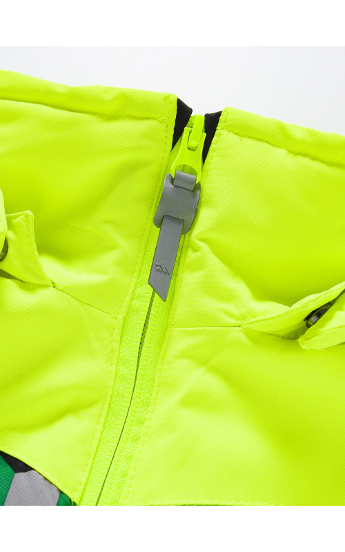 Горнолыжный костюм для мальчика: стиль и функциональность для зимних приключений