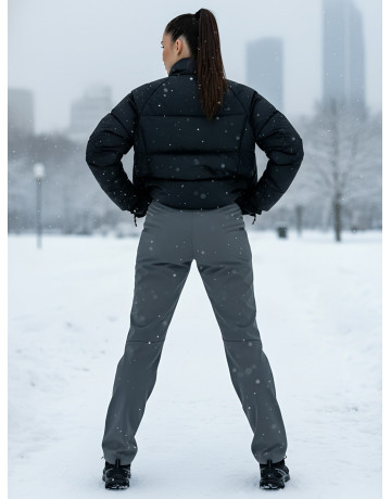 Спортивные брюки софтшелл для женщин.