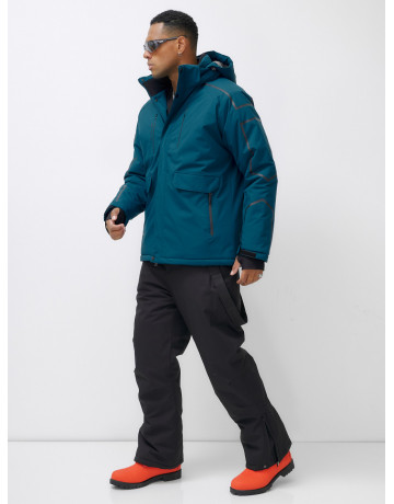 Мужской горнолыжный костюм для активного отдыха.