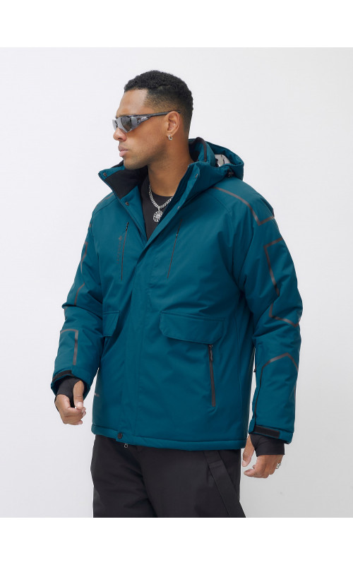 Мужской горнолыжный костюм для активного отдыха.