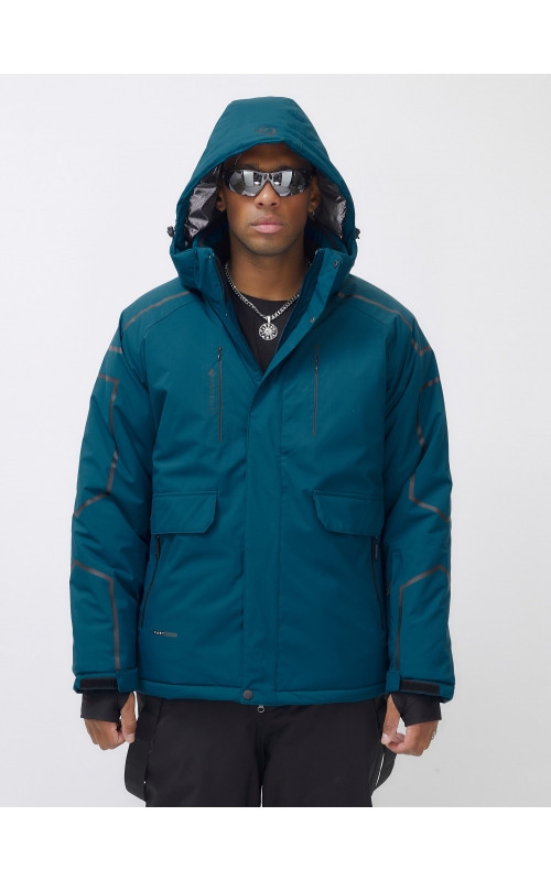 Мужской горнолыжный костюм для активного отдыха.