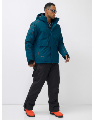 Мужской горнолыжный костюм для активного отдыха.