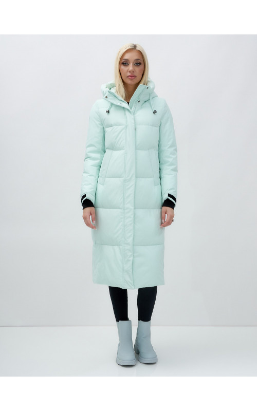 Длинный зимний пуховик для женщин с капюшоном.