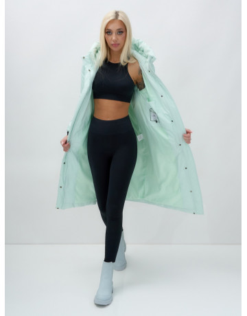 Длинный зимний пуховик для женщин с капюшоном.