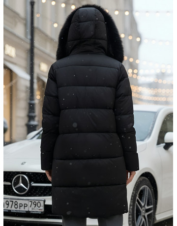 Длинный зимний пуховик премиум-класса.