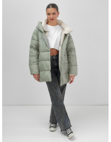 Тёплый женский пуховик с капюшоном для зимы большого размера.