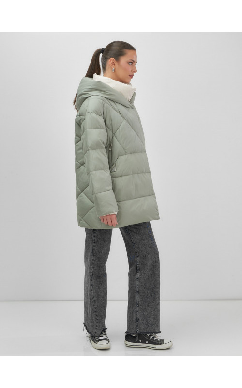 Тёплый женский пуховик с капюшоном для зимы большого размера.