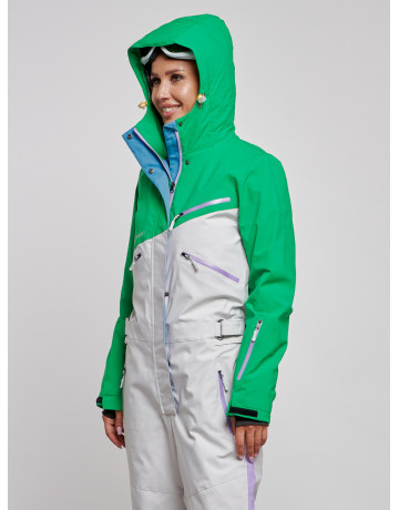 Зимний женский комбинезон для зимних видов спорта.