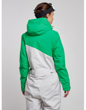 Зимний женский комбинезон для зимних видов спорта.