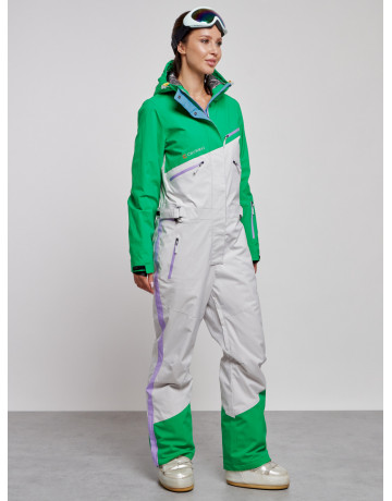 Зимний женский комбинезон для зимних видов спорта.